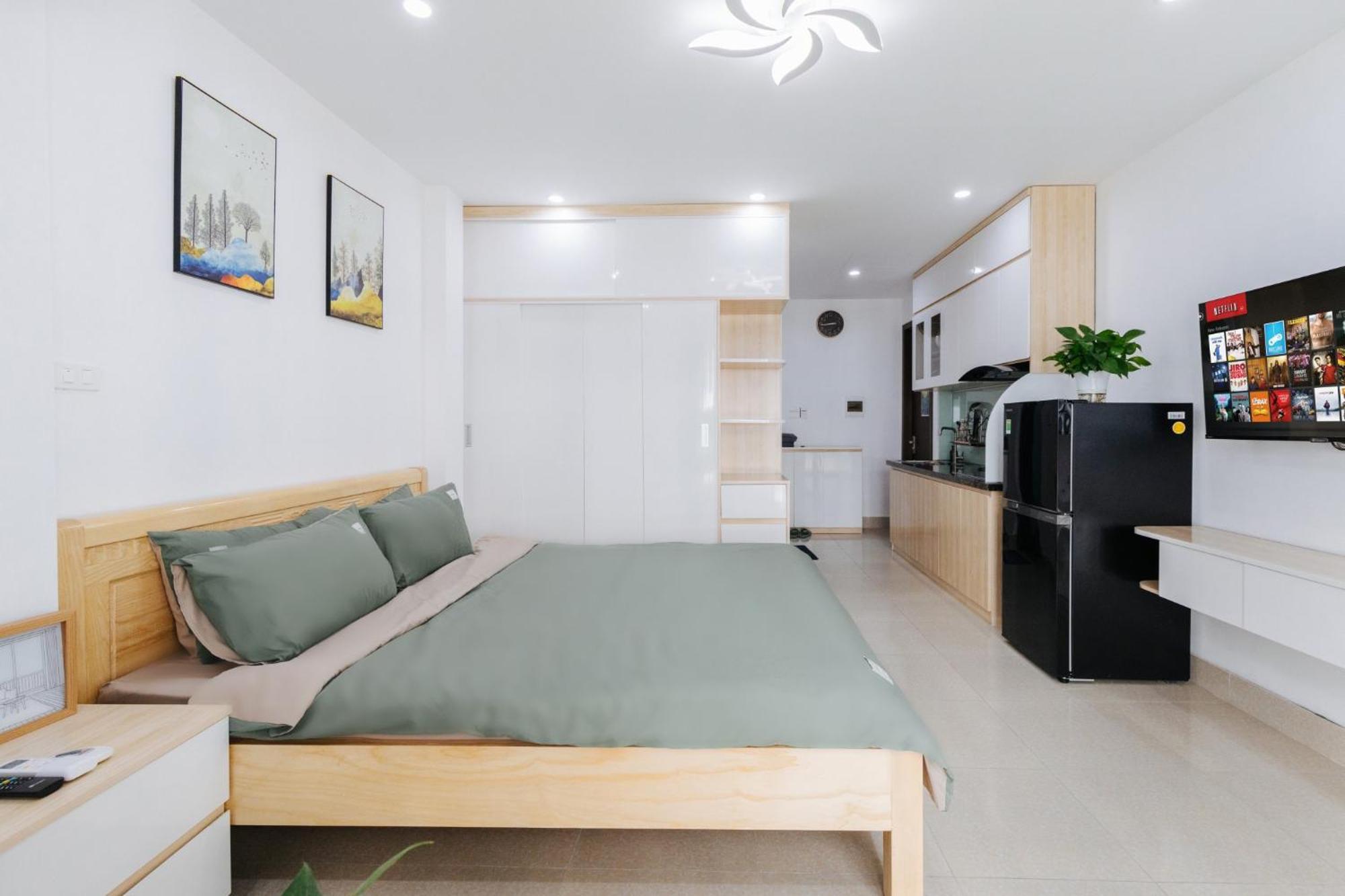 9 Light Apartment Hanoi Exterior photo