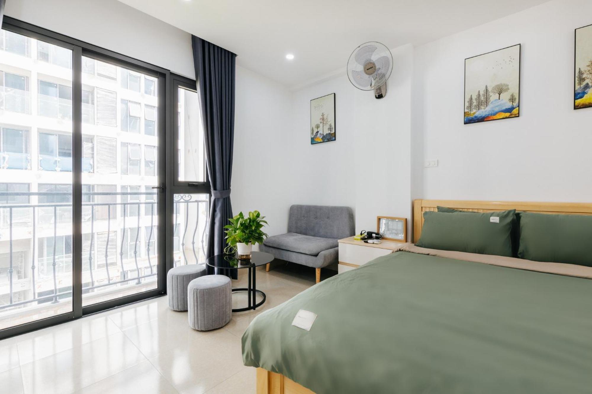 9 Light Apartment Hanoi Exterior photo
